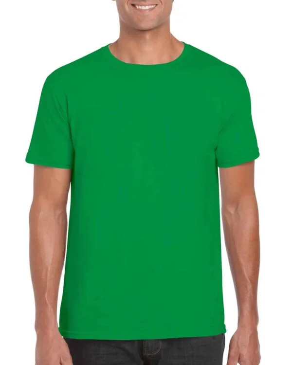 camiseta cuello redondo verde gildan